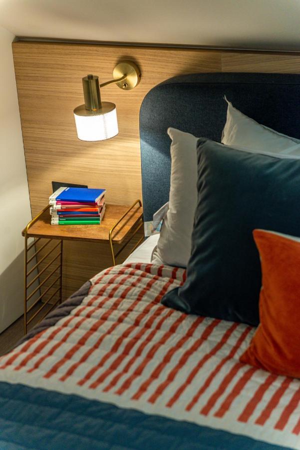 South Kensington By Capital Londra